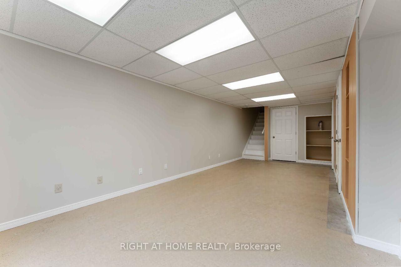 Photo 26 of 218 Tandalee Crescent, Ottawa, Kanata - Emerald Meadows/Trailwest — HOMEH