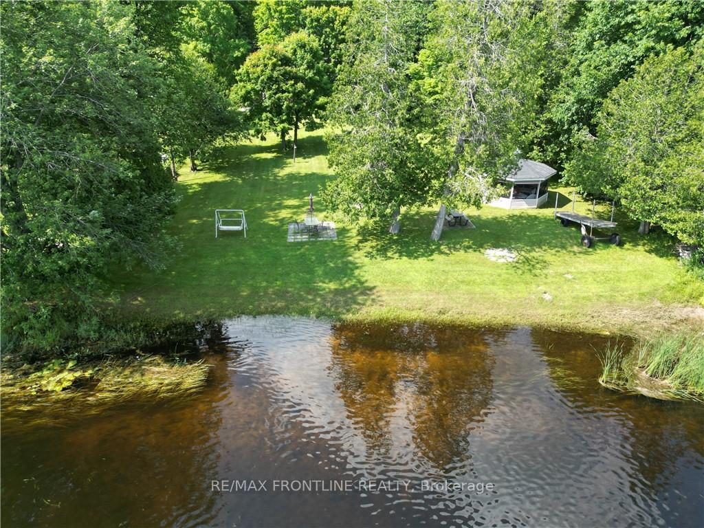Photo 2 of 689 River Drive, Lanark Highlands, Lanark Highlands (Dalhousie) Twp — HOMEH
