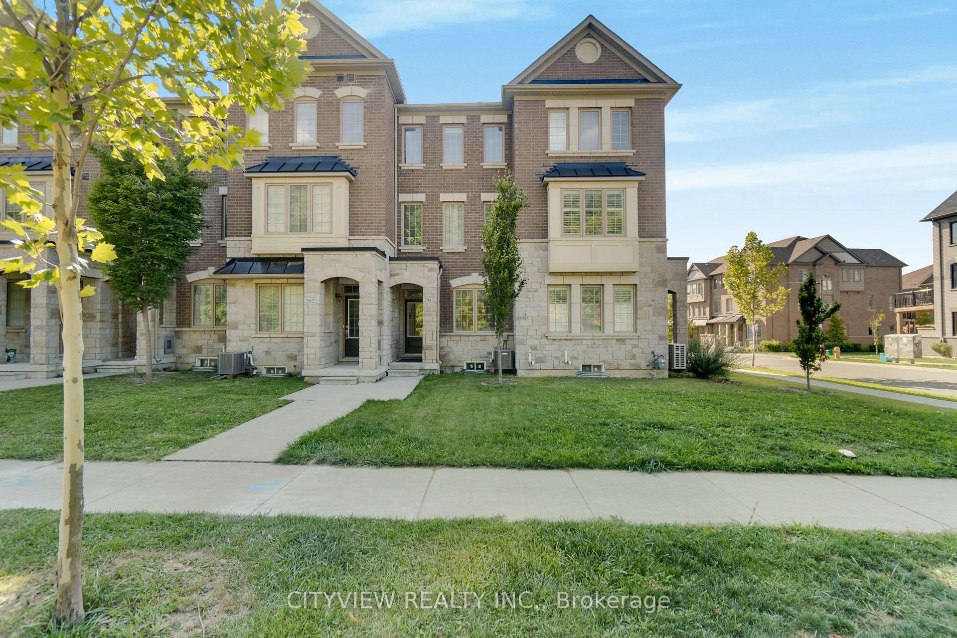 Photo 3 of 204 William Forster Road, Markham, Cornell — HOMEH