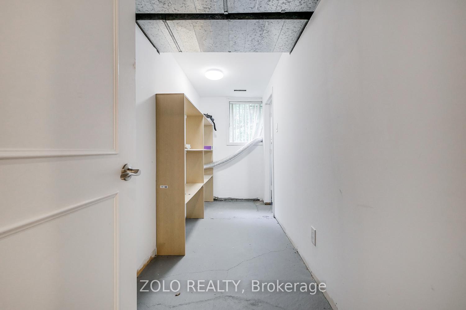 Photo 5 of Unit Lower, 62 Julia Street, Markham, Thornhill — HOMEH