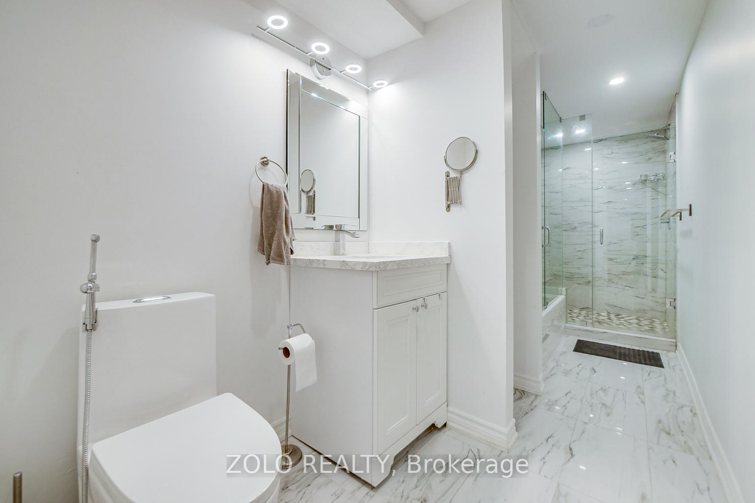 Photo 9 of Unit Lower, 62 Julia Street, Markham, Thornhill — HOMEH