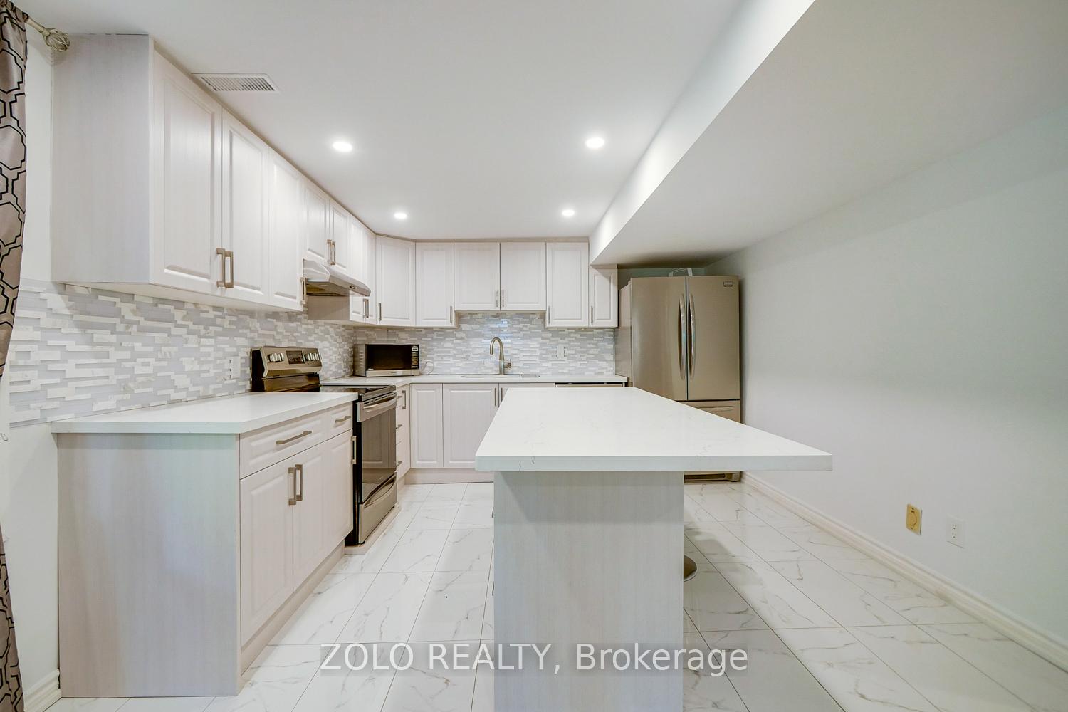 Photo 16 of Unit Lower, 62 Julia Street, Markham, Thornhill — HOMEH