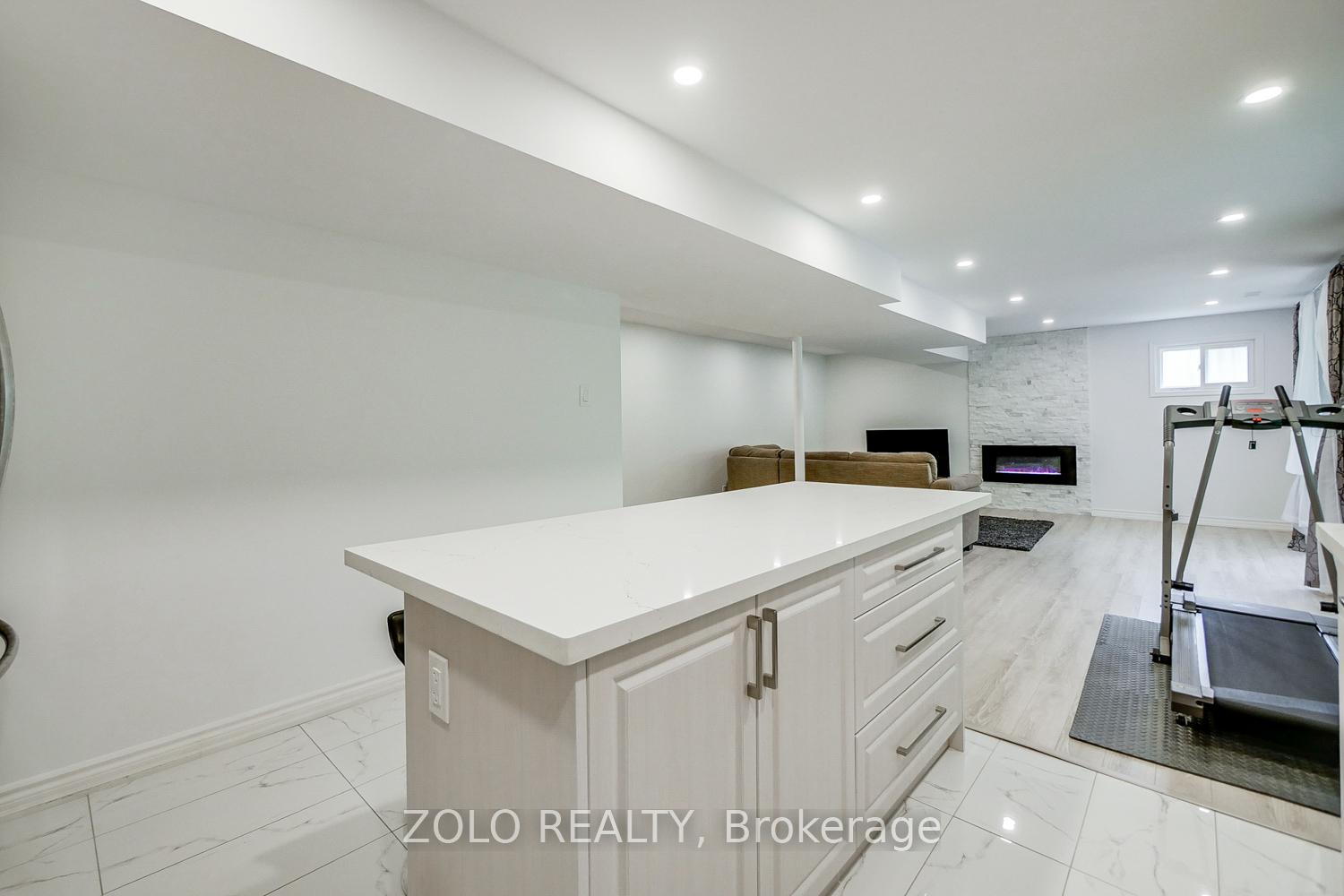 Photo 17 of Unit Lower, 62 Julia Street, Markham, Thornhill — HOMEH