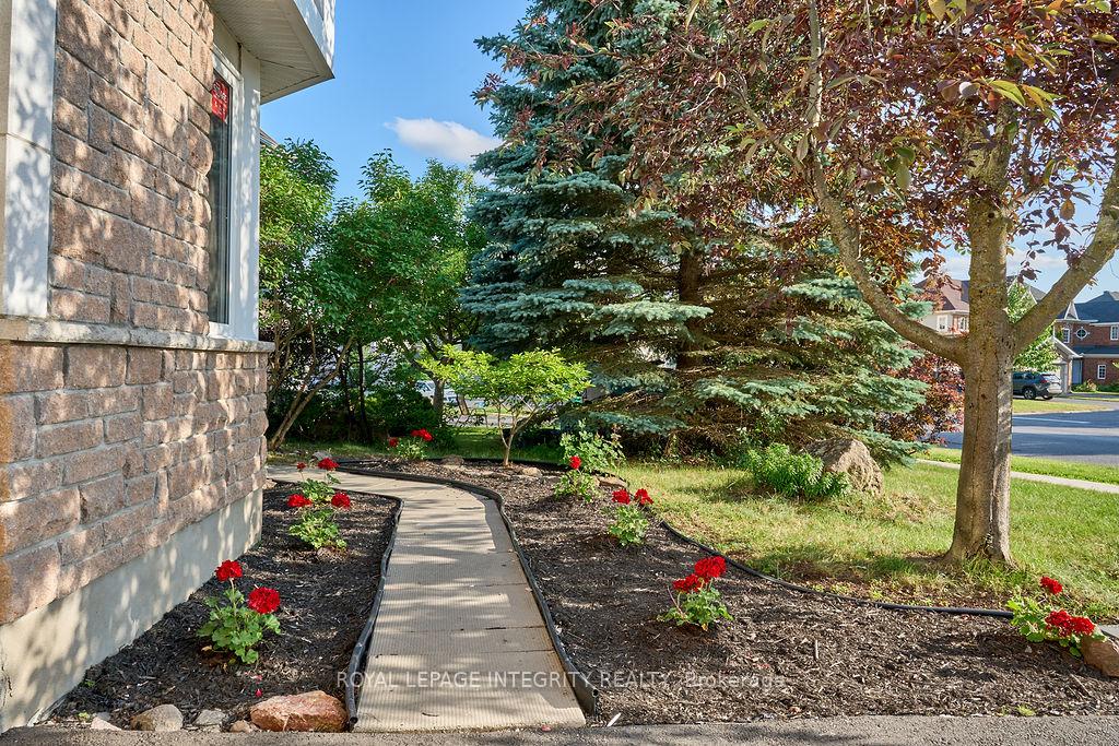Photo 3 of 116 Goldridge Drive, Ottawa, Kanata - Kanata Lakes/Heritage Hills — HOMEH