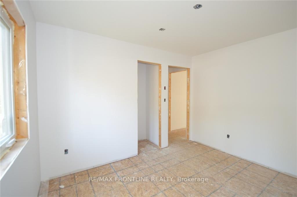 Photo 3 of 185 Maple Street, Lanark Highlands, Lanark Highlands (Dalhousie) Twp — HOMEH