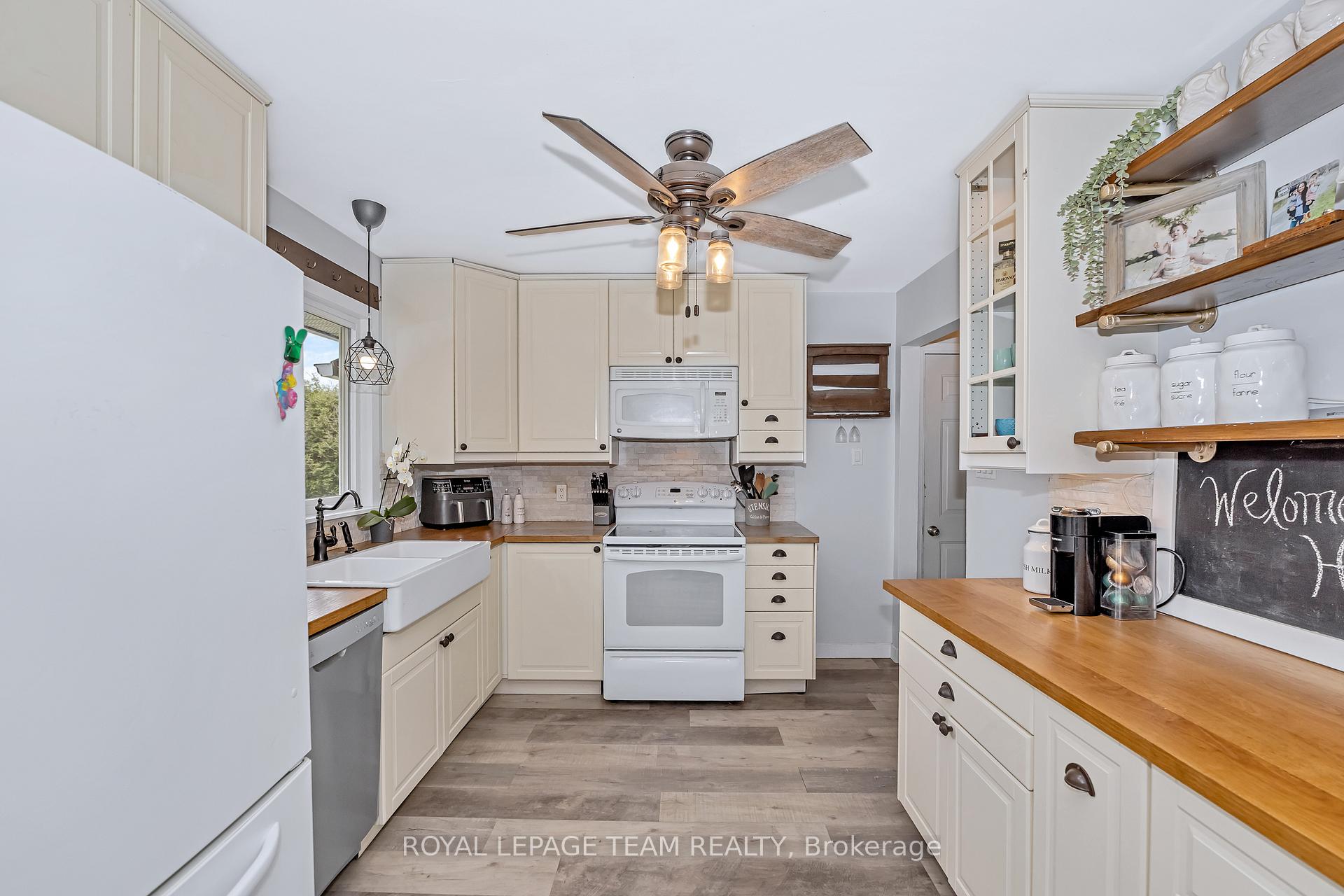 Photo 14 of 2960 Roger Stevens Drive, Ottawa, Rideau Twp S of Reg Rd 6 W of Mccordick Rd. — HOMEH