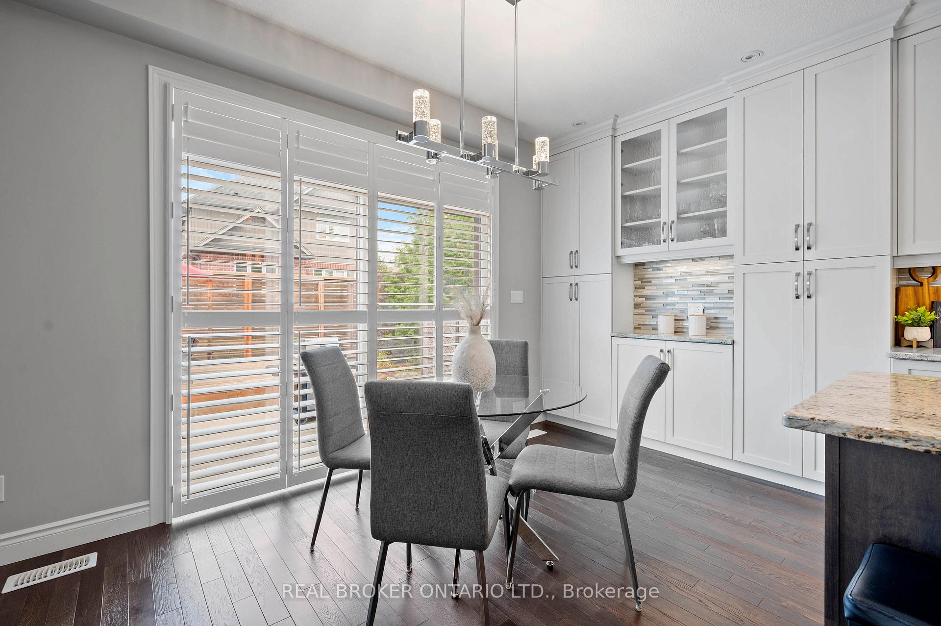 Photo 10 of 70 Pioneer Tower Road, Kitchener — HOMEH