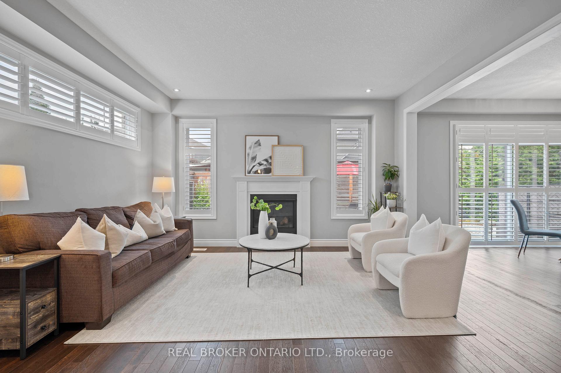 Photo 13 of 70 Pioneer Tower Road, Kitchener — HOMEH