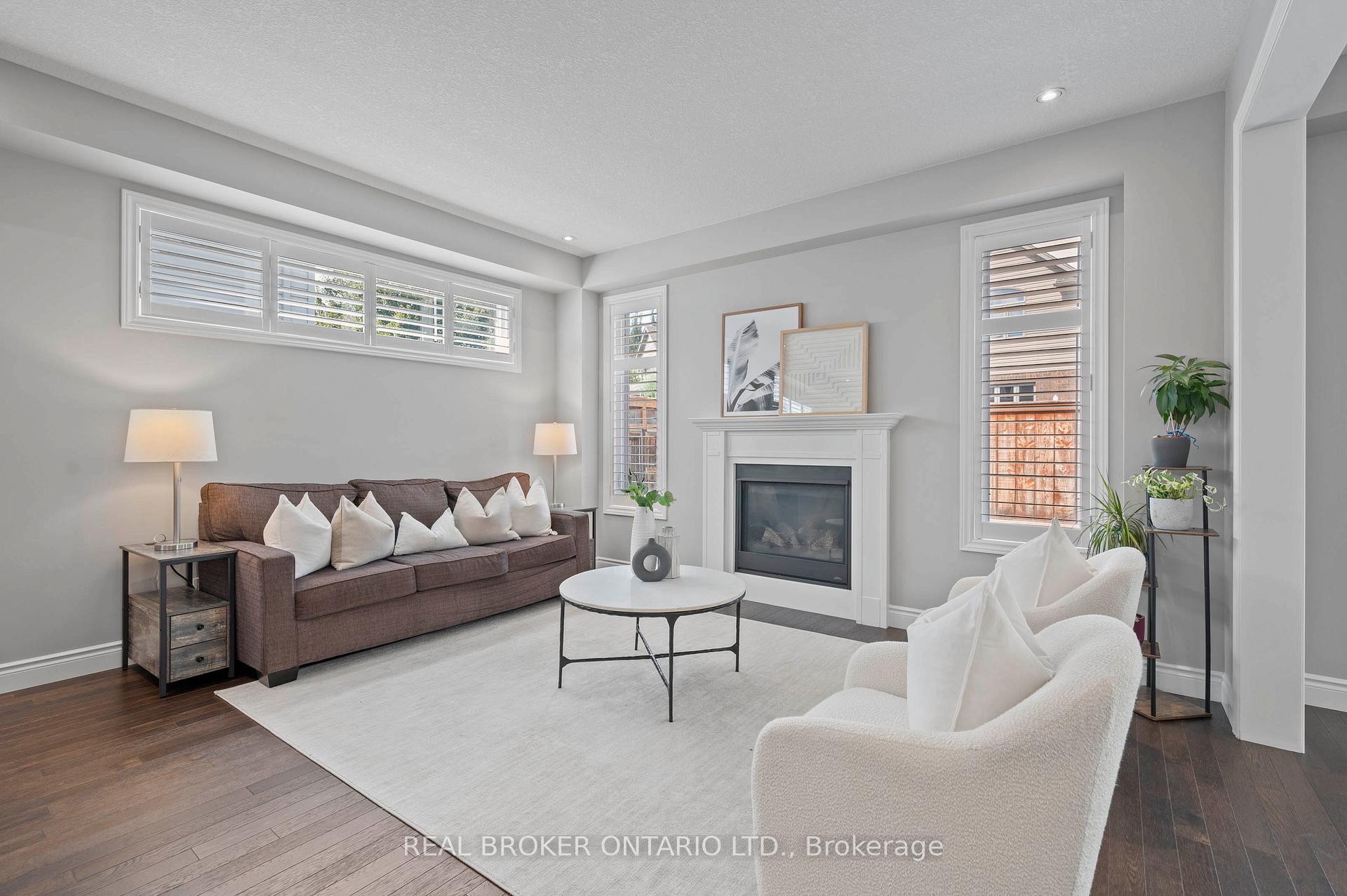Photo 14 of 70 Pioneer Tower Road, Kitchener — HOMEH