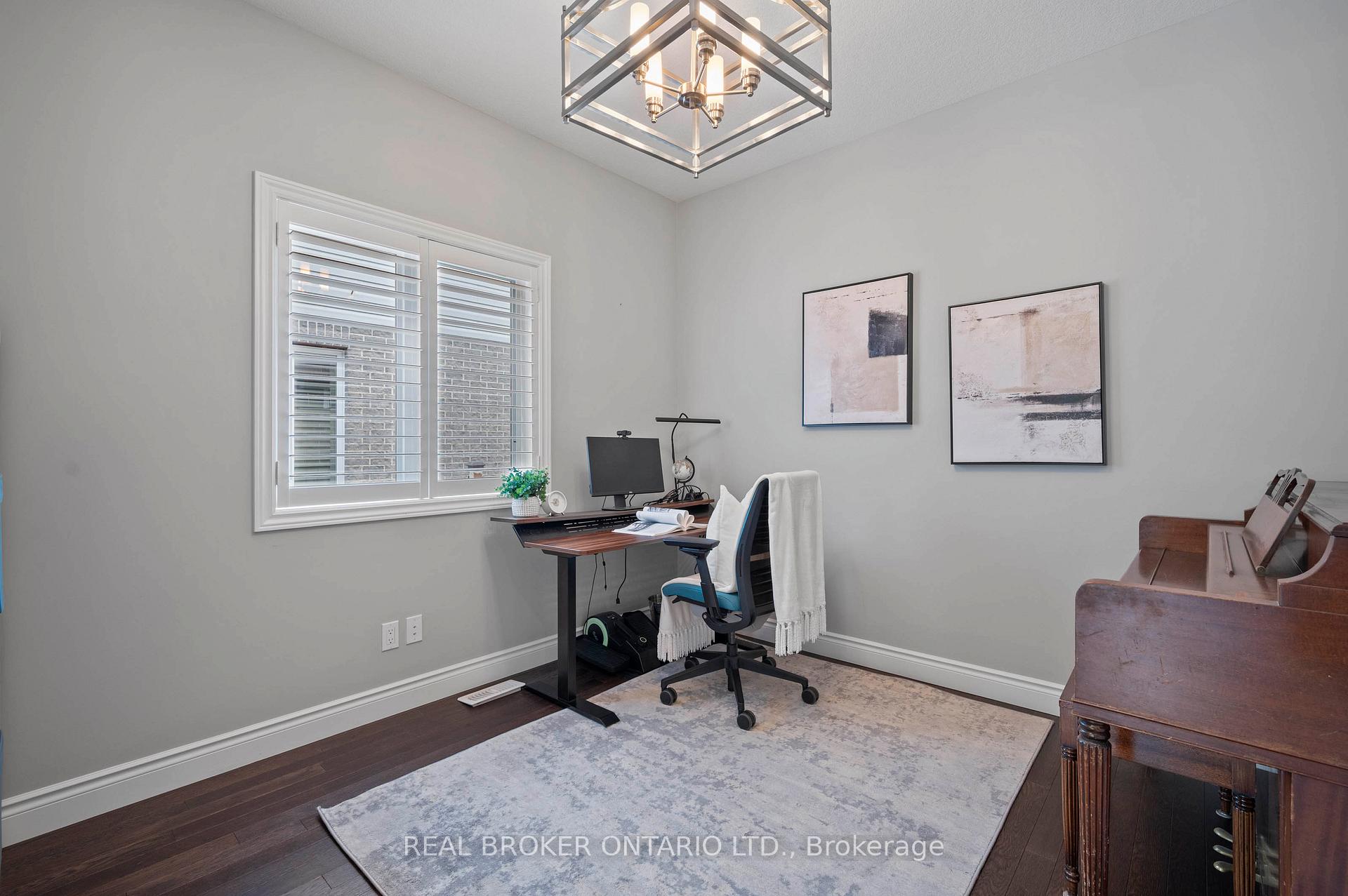 Photo 17 of 70 Pioneer Tower Road, Kitchener — HOMEH