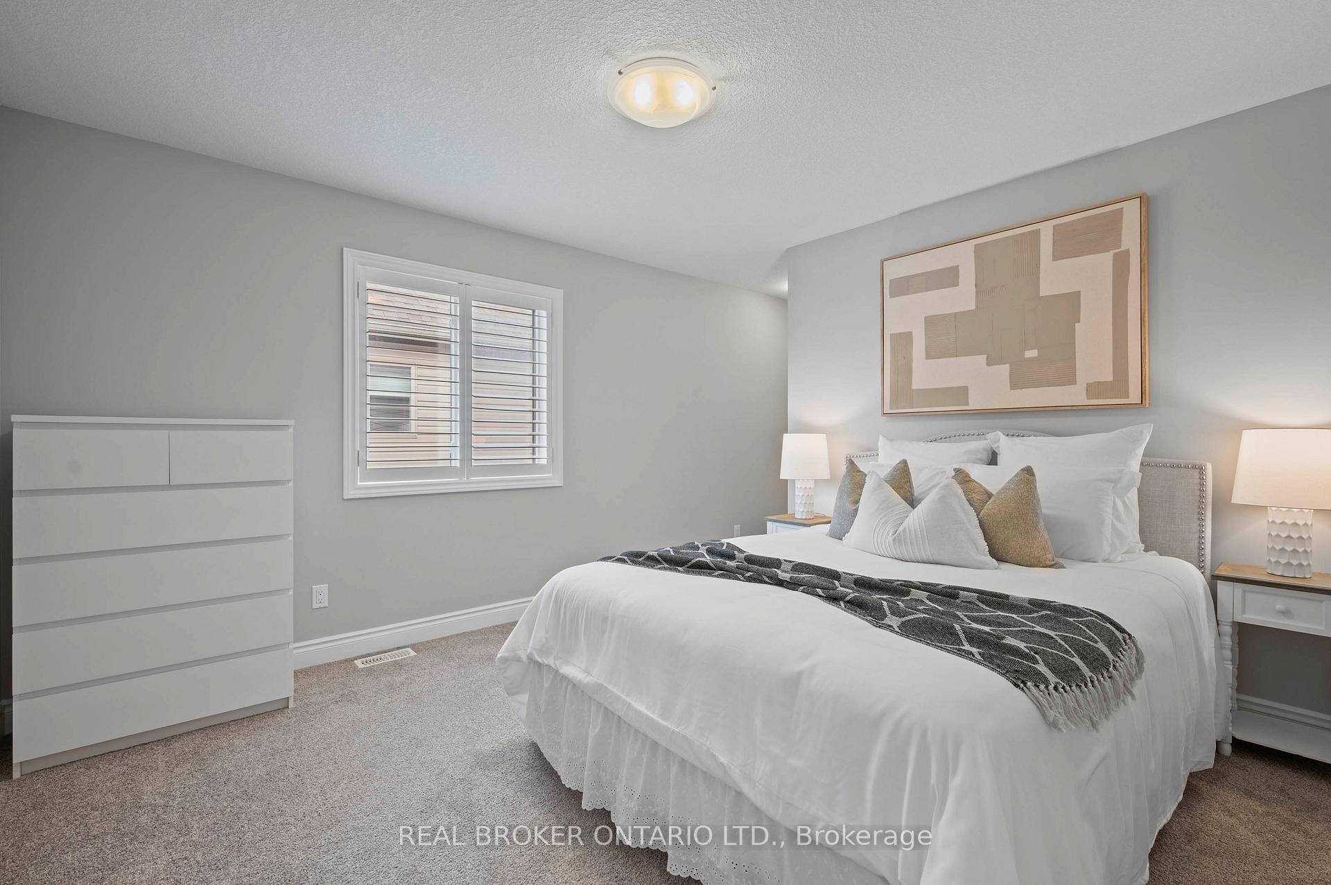 Photo 26 of 70 Pioneer Tower Road, Kitchener — HOMEH