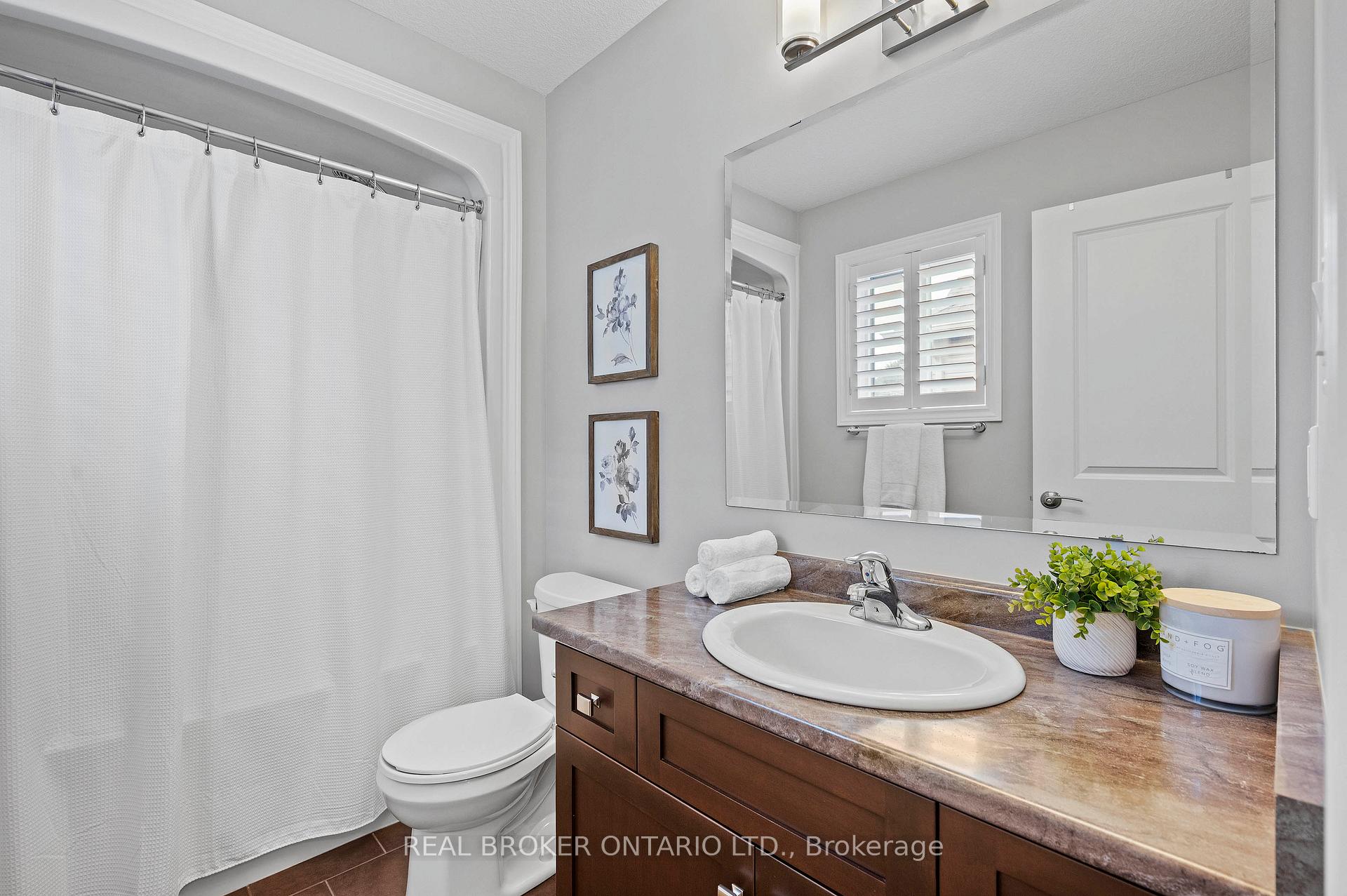 Photo 27 of 70 Pioneer Tower Road, Kitchener — HOMEH
