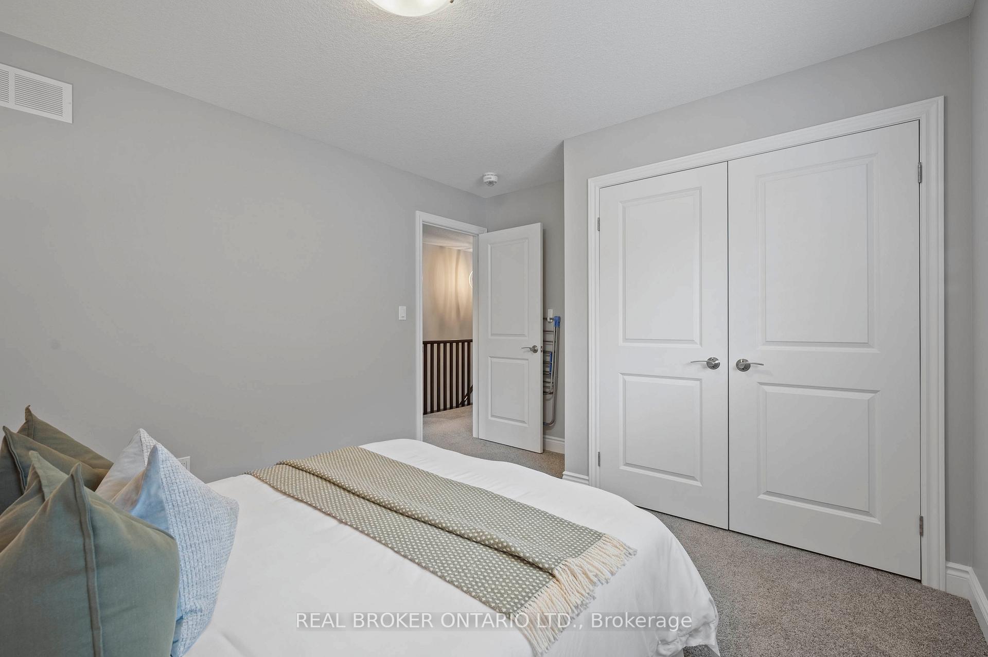 Photo 29 of 70 Pioneer Tower Road, Kitchener — HOMEH