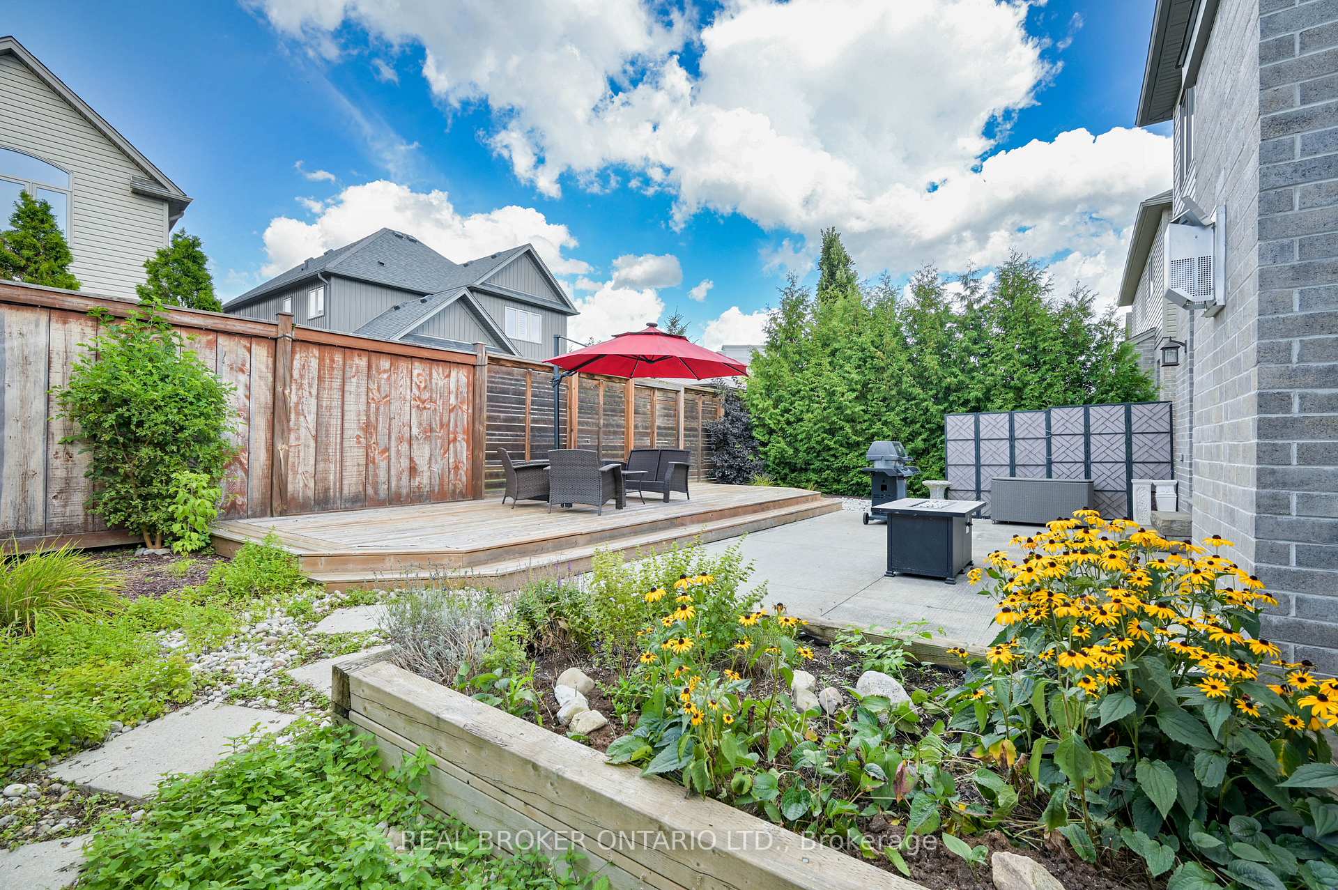 Photo 32 of 70 Pioneer Tower Road, Kitchener — HOMEH