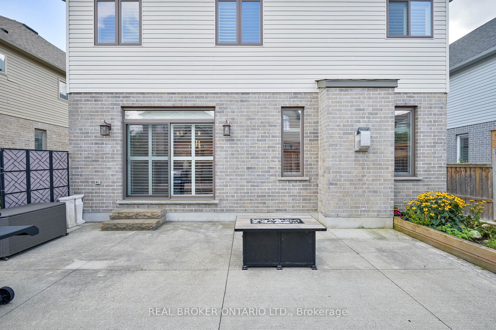 Photo 36 of 70 Pioneer Tower Road, Kitchener — HOMEH