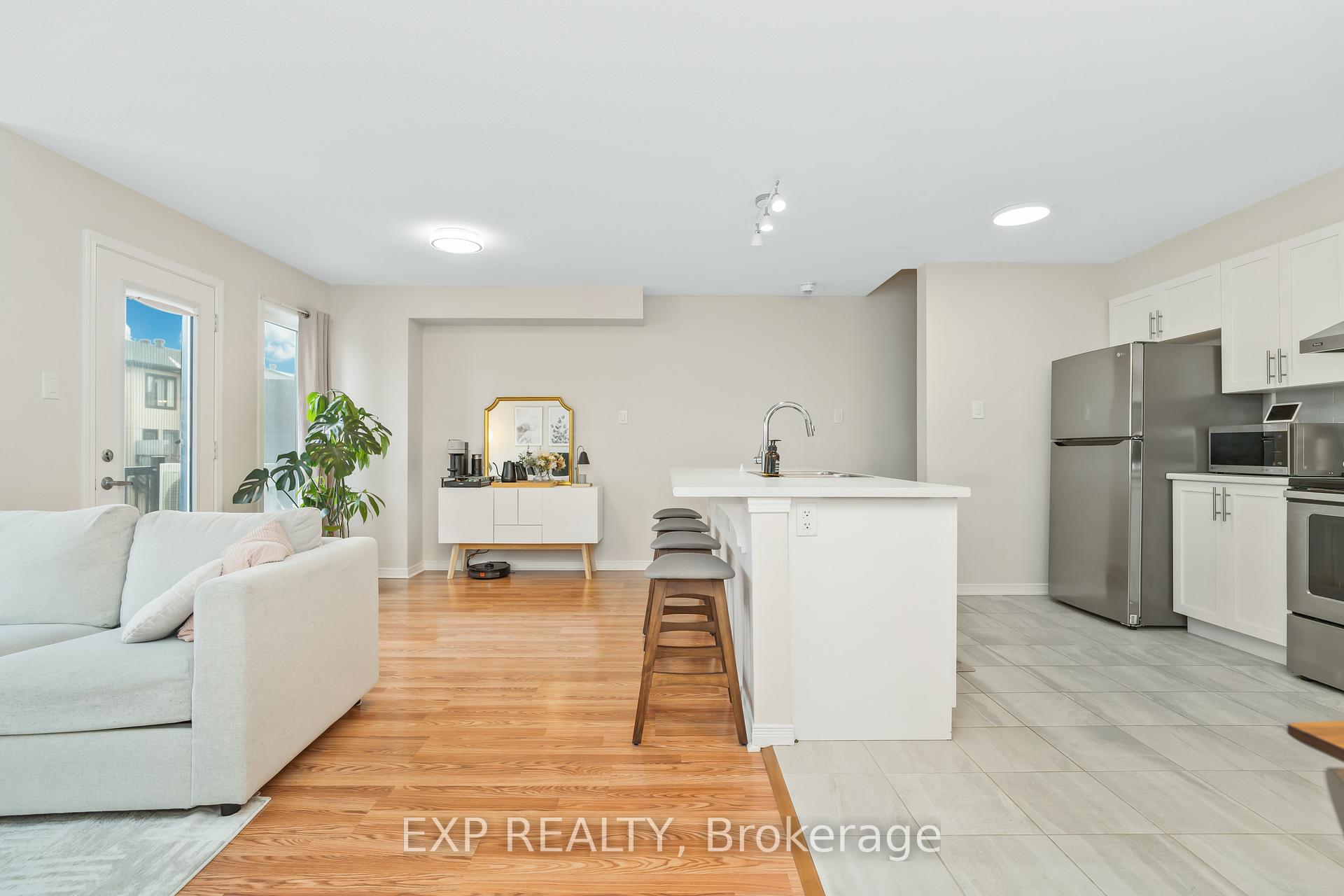 Photo 10 of 819 Element Private, Ottawa, Kanata - Emerald Meadows/Trailwest — HOMEH