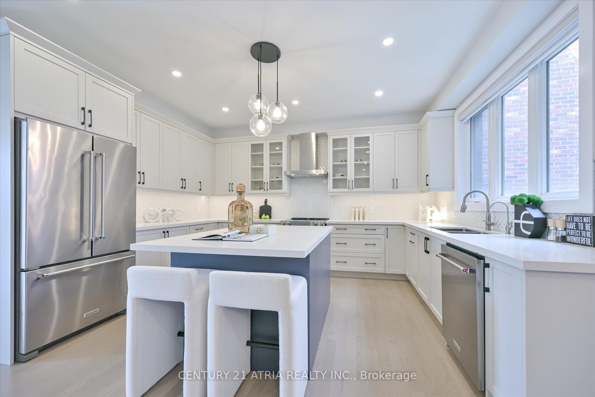 Photo 13 of 17 Kohn Lane, Markham, Angus Glen — HOMEH