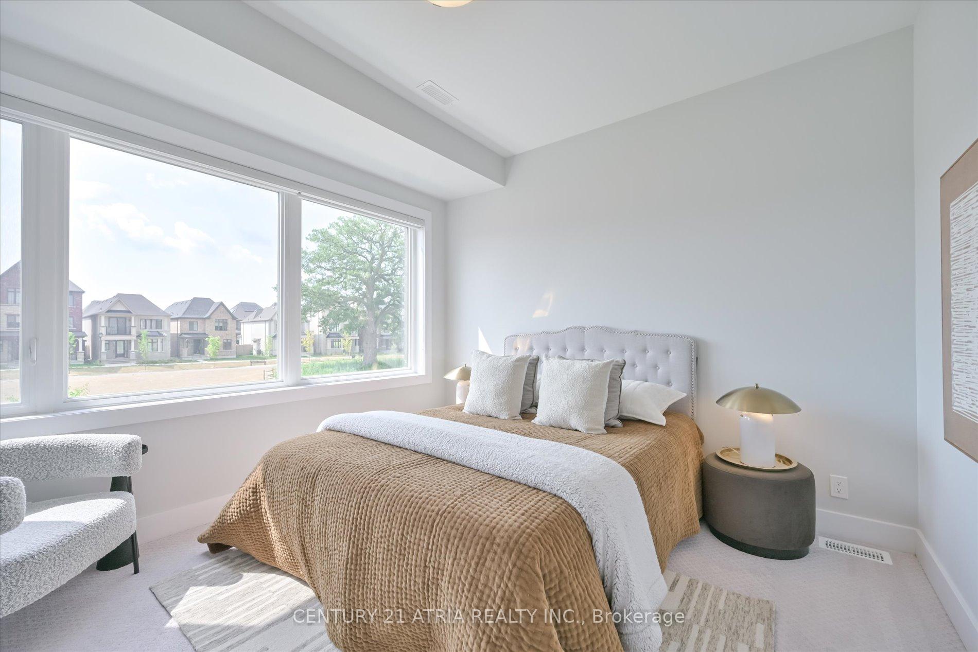 Photo 33 of 17 Kohn Lane, Markham, Angus Glen — HOMEH