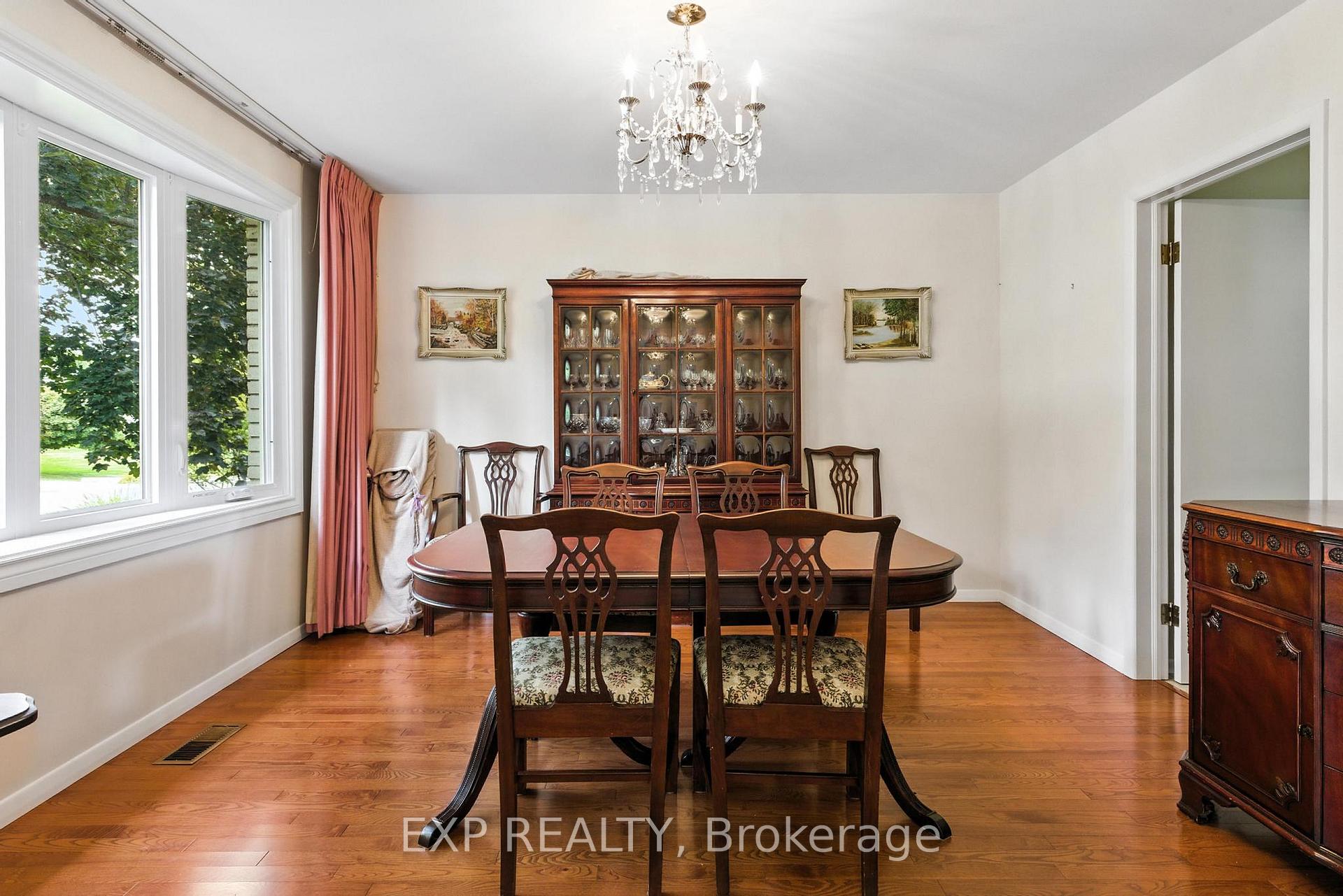 Photo 15 of 36 Marquette Drive, Kitchener — HOMEH