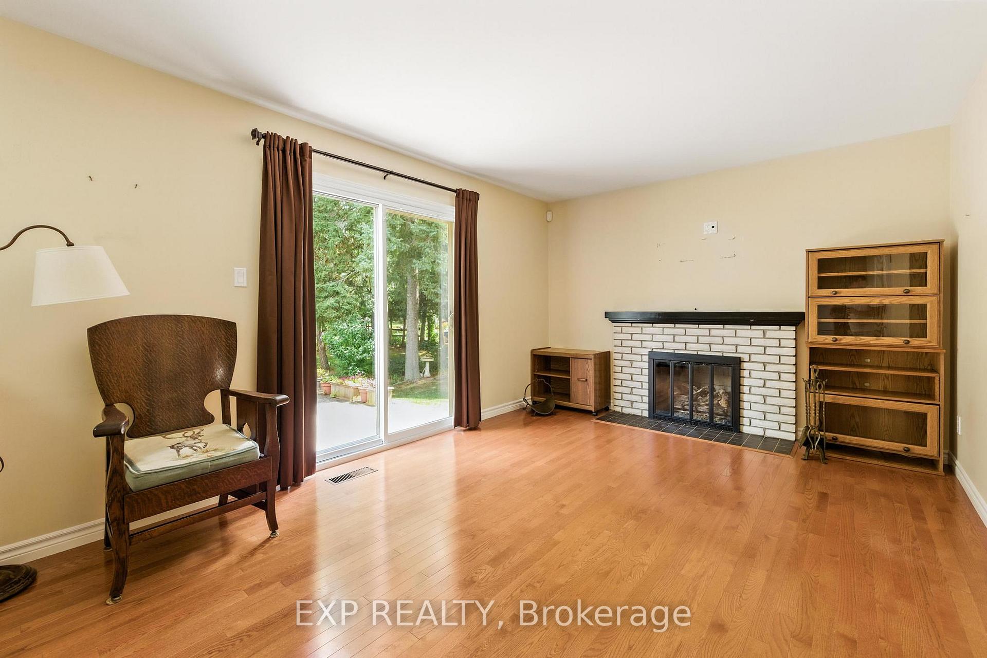 Photo 20 of 36 Marquette Drive, Kitchener — HOMEH