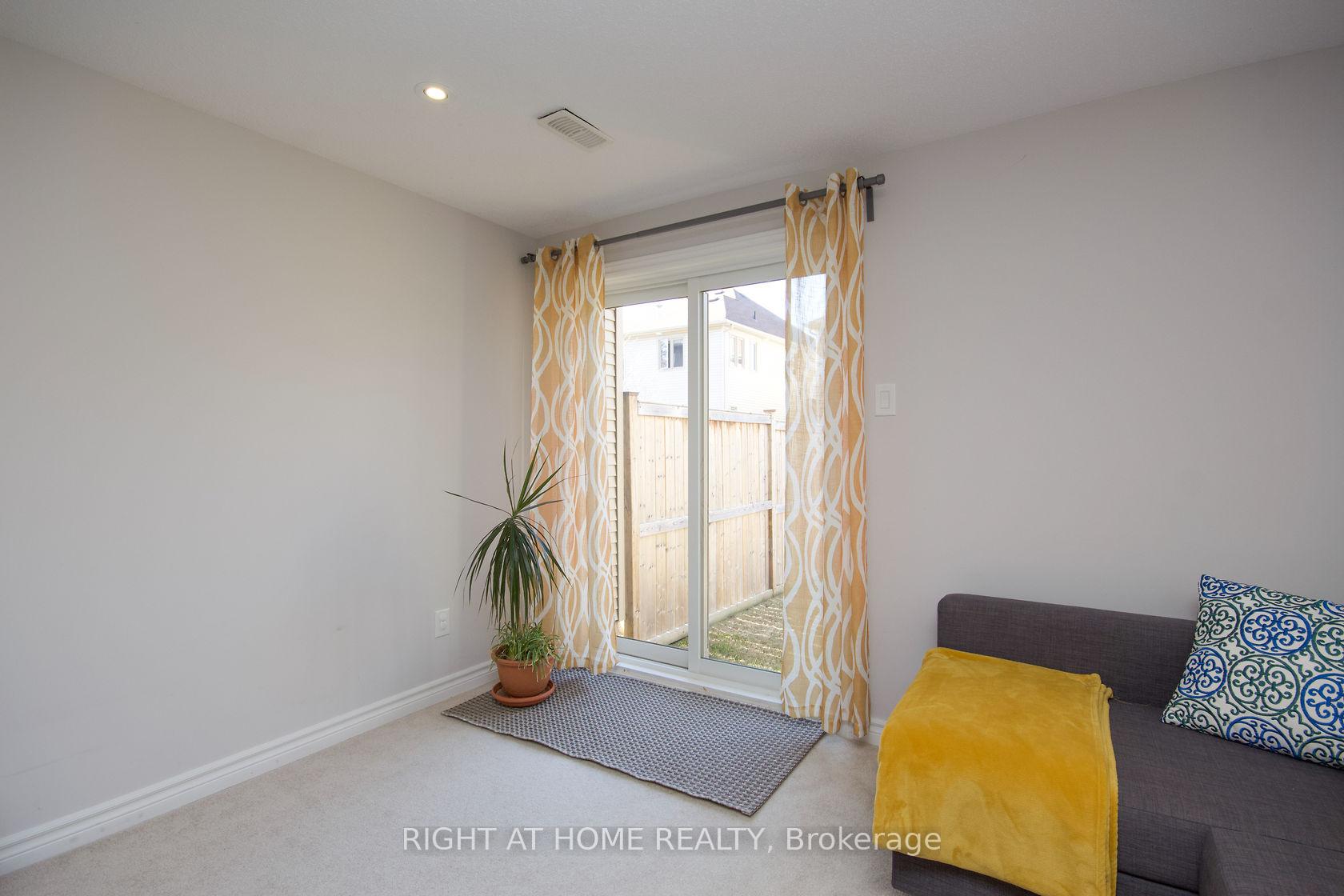 Photo 28 of 908 Fletcher Circle, Ottawa, Kanata - Kanata Lakes/Heritage Hills — HOMEH