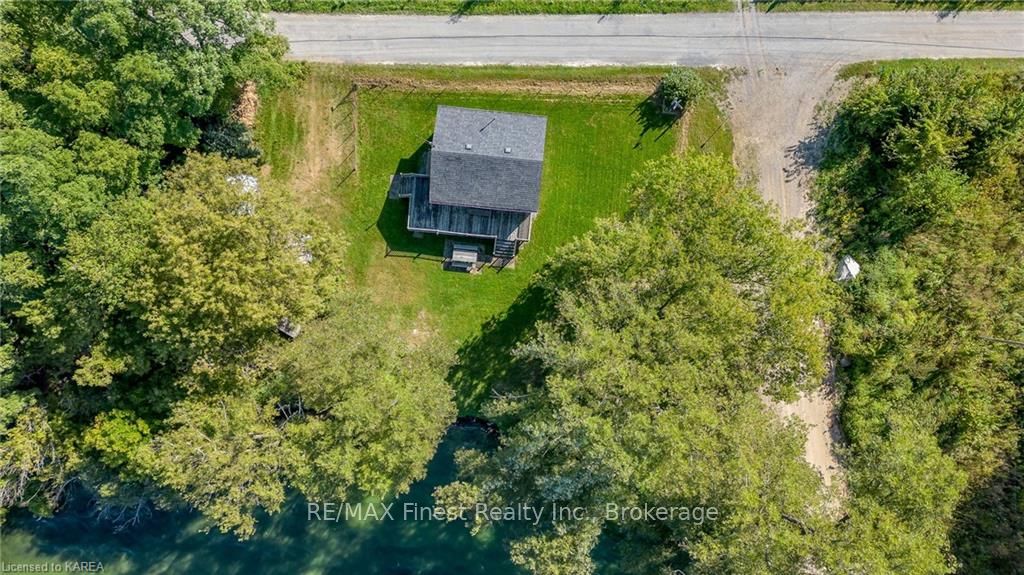 Photo 3 of 788 River Styx Lane, Kingston, City North of 401 — HOMEH