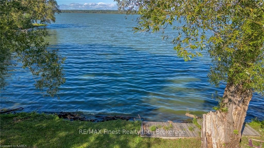 Photo 7 of 788 River Styx Lane, Kingston, City North of 401 — HOMEH