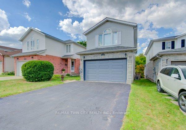 Photo 1 of 320 Bankside Drive, Kitchener — HOMEH