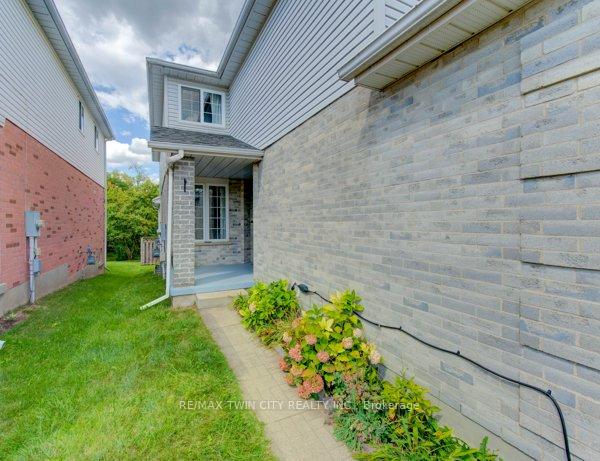 Photo 4 of 320 Bankside Drive, Kitchener — HOMEH