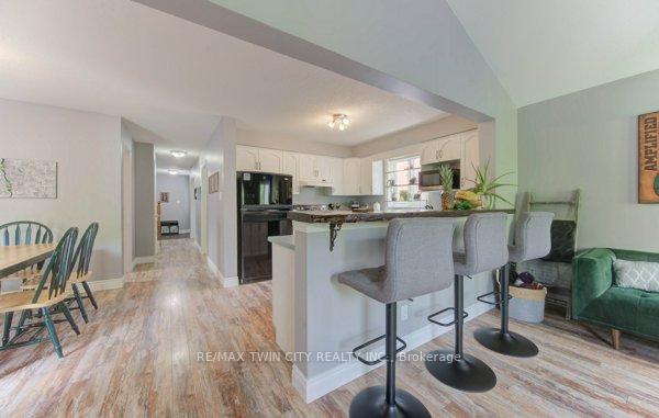 Photo 18 of 320 Bankside Drive, Kitchener — HOMEH