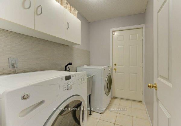 Photo 23 of 320 Bankside Drive, Kitchener — HOMEH