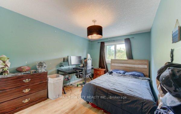 Photo 30 of 320 Bankside Drive, Kitchener — HOMEH