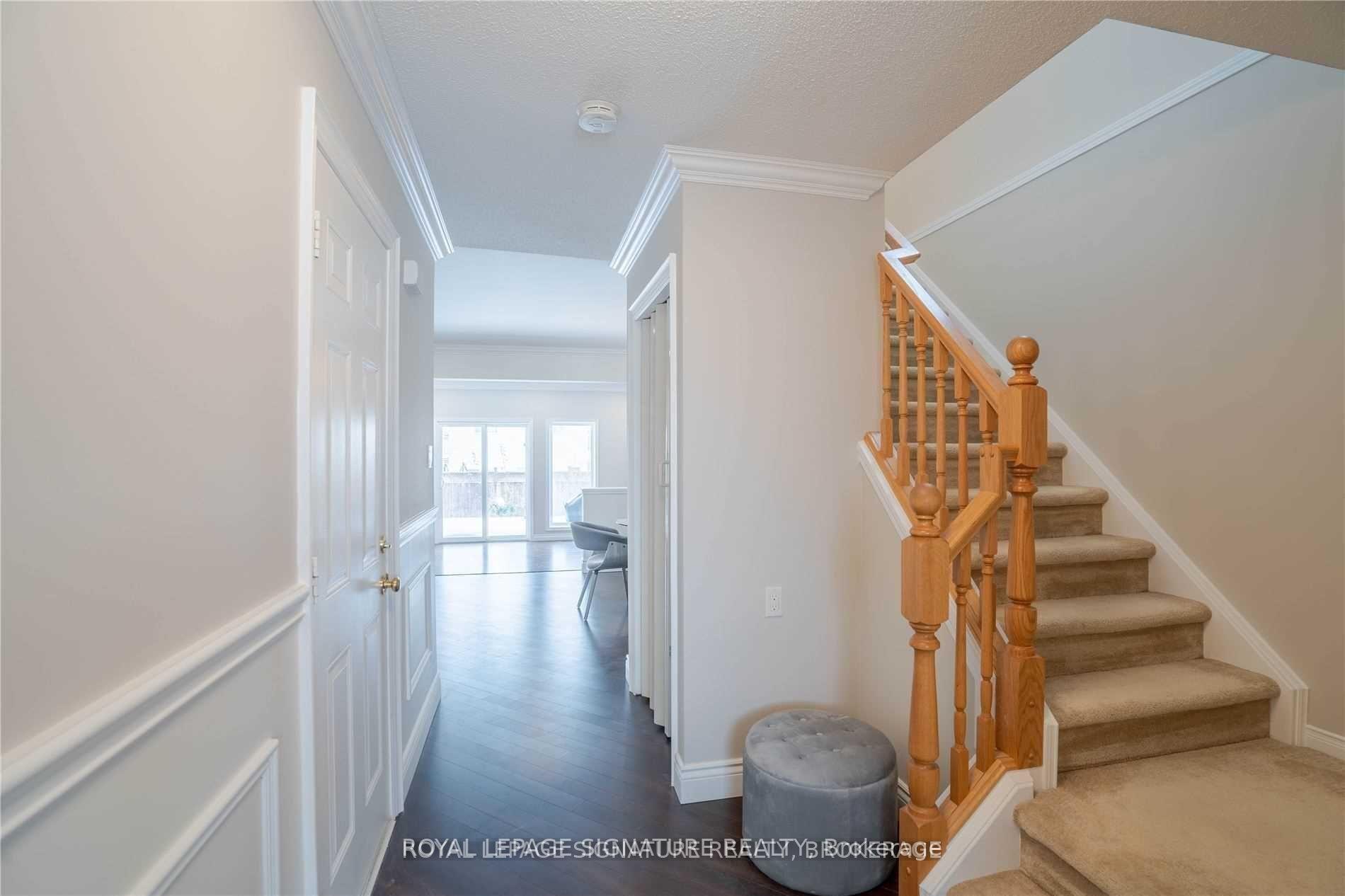 Photo 3 of 390 Sienna Crescent, Kitchener — HOMEH