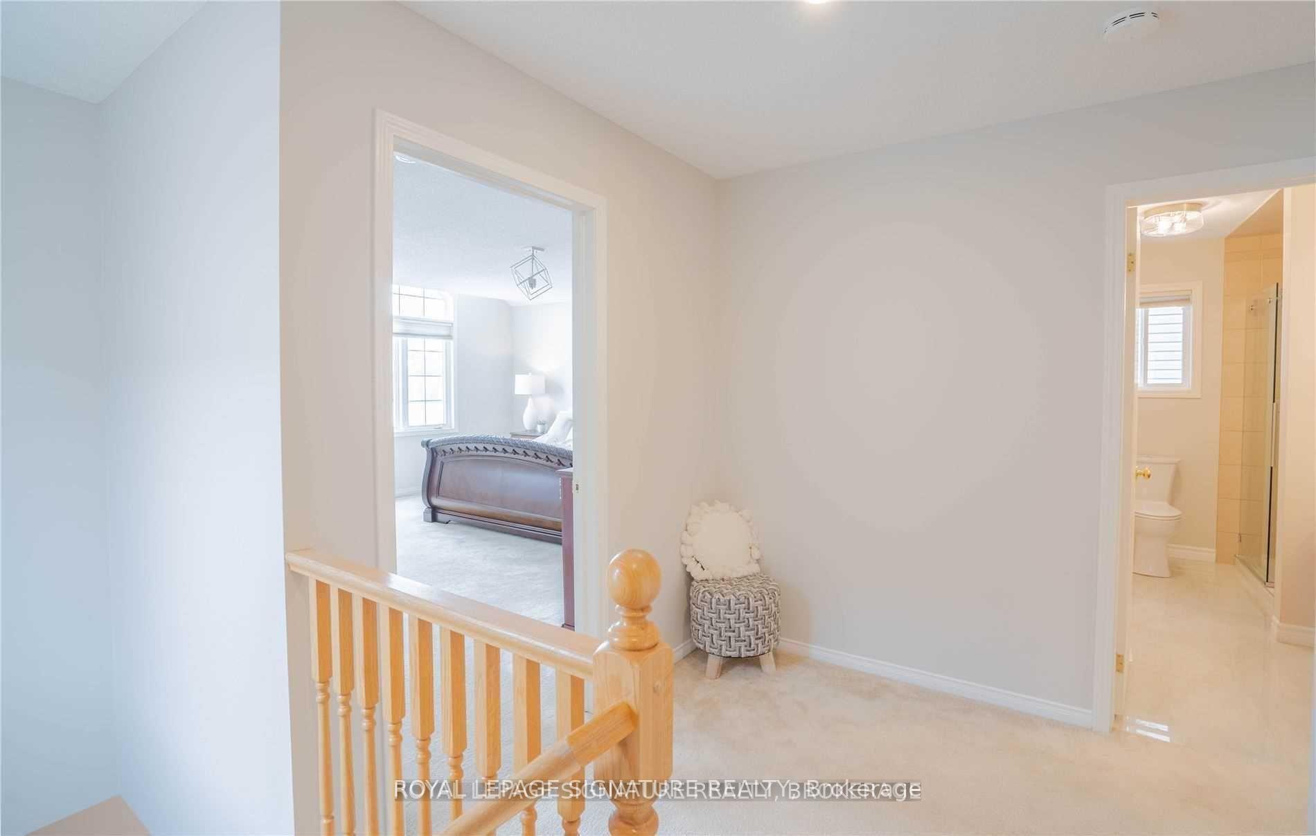 Photo 14 of 390 Sienna Crescent, Kitchener — HOMEH