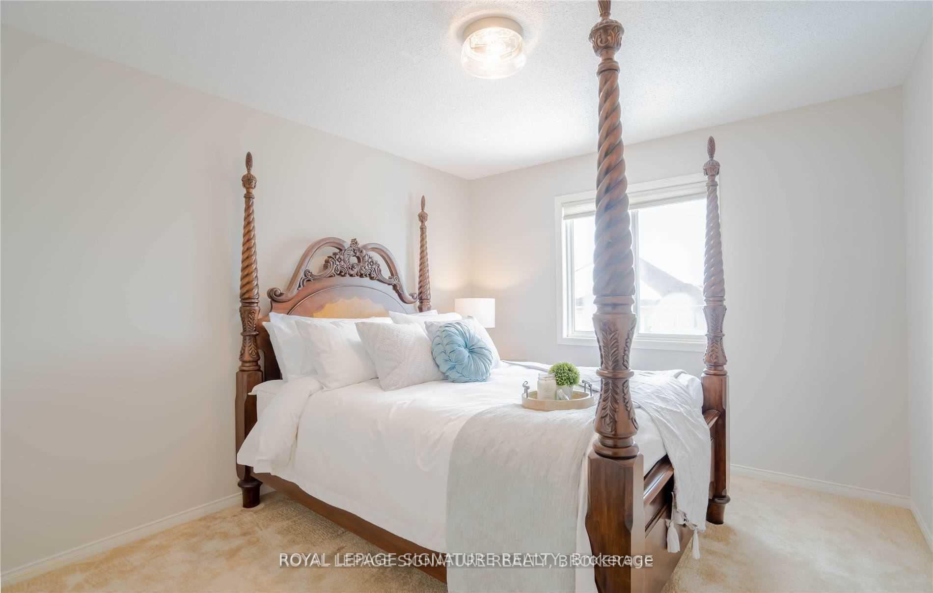 Photo 20 of 390 Sienna Crescent, Kitchener — HOMEH