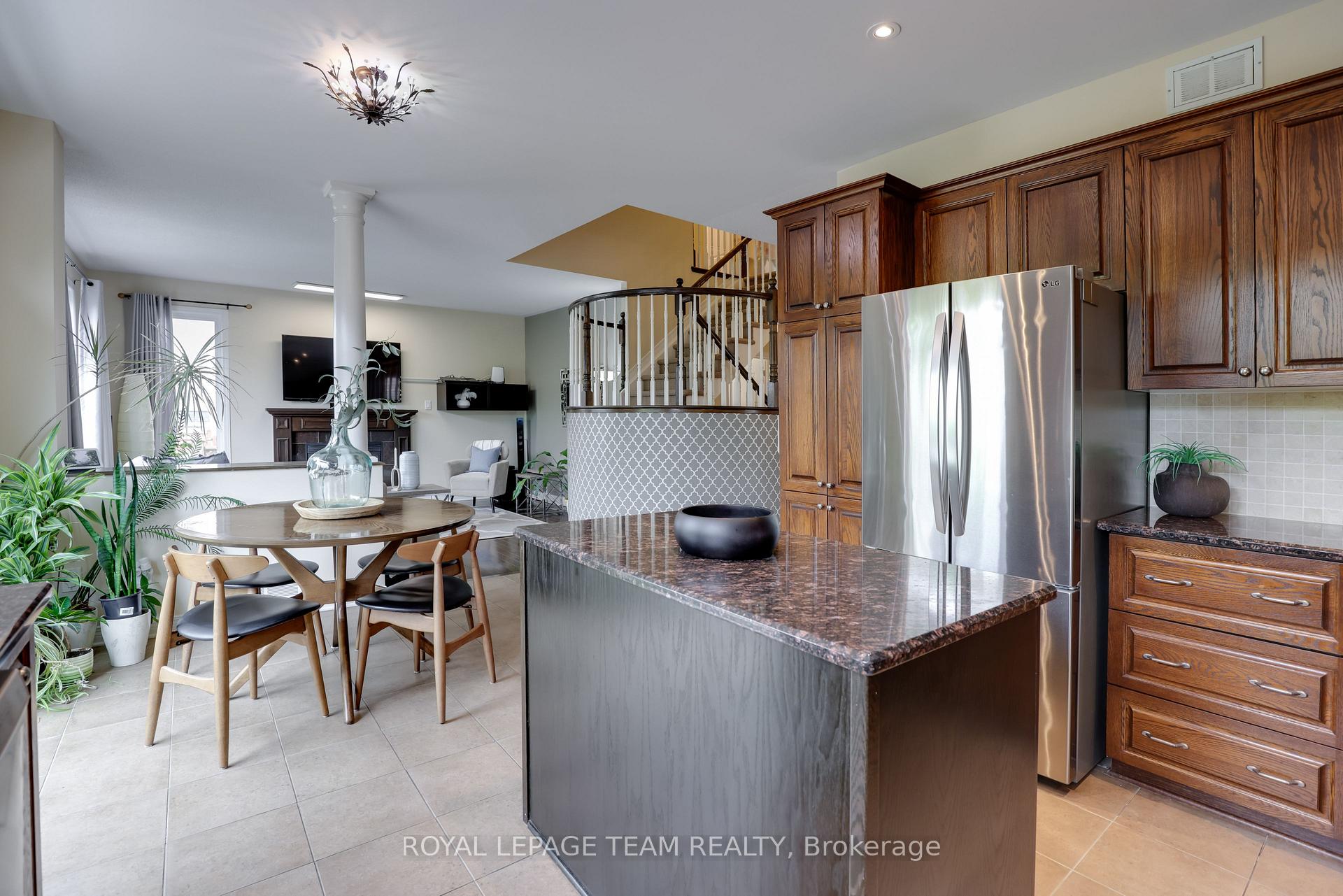 Photo 18 of 438 Brunskill Way, Ottawa, Kanata - Kanata Lakes/Heritage Hills — HOMEH