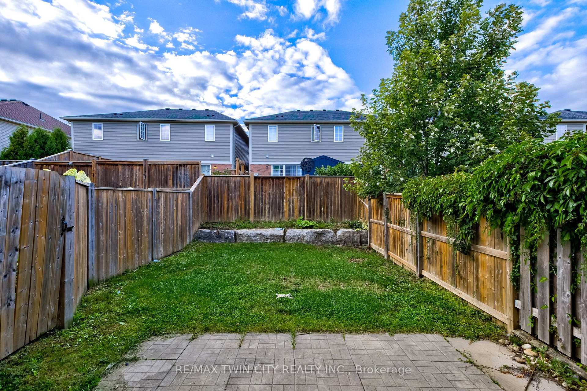 Photo 33 of 29 Grand Flats Trail, Kitchener — HOMEH
