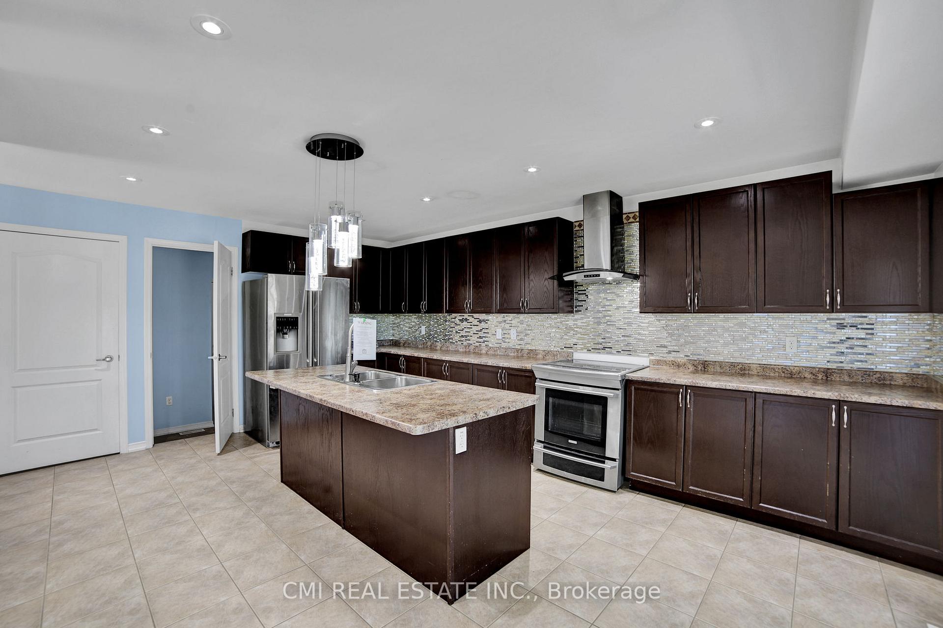 Photo 13 of 1218 Leslie Drive, Innisfil, Alcona — HOMEH