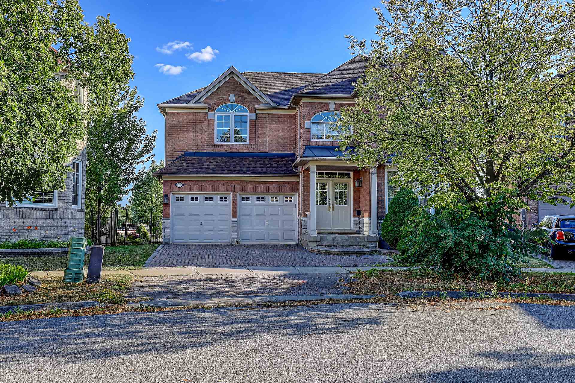 Photo 1 of 37 Wiltshire Drive, Markham, Berczy — HOMEH