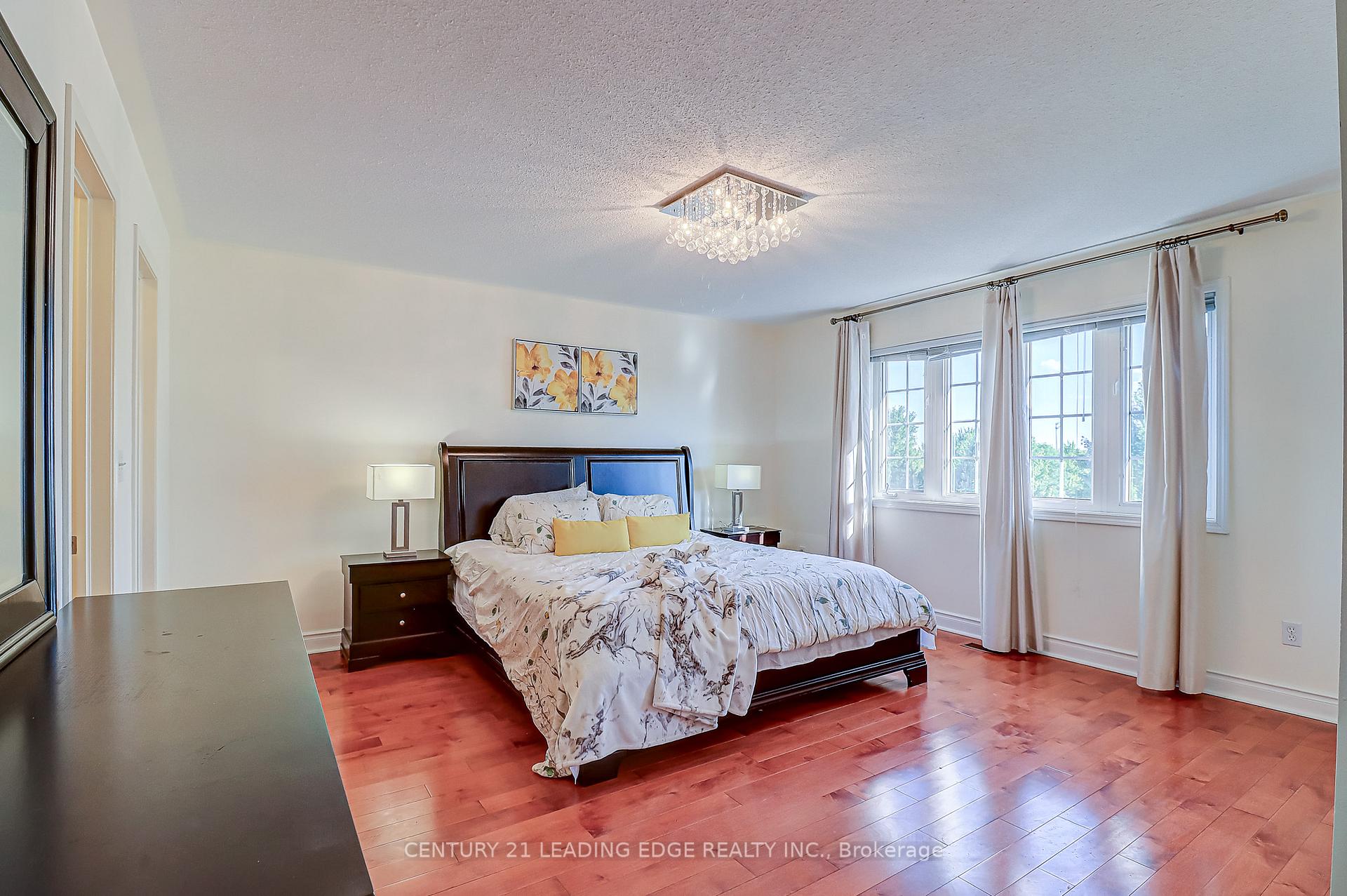 Photo 24 of 37 Wiltshire Drive, Markham, Berczy — HOMEH