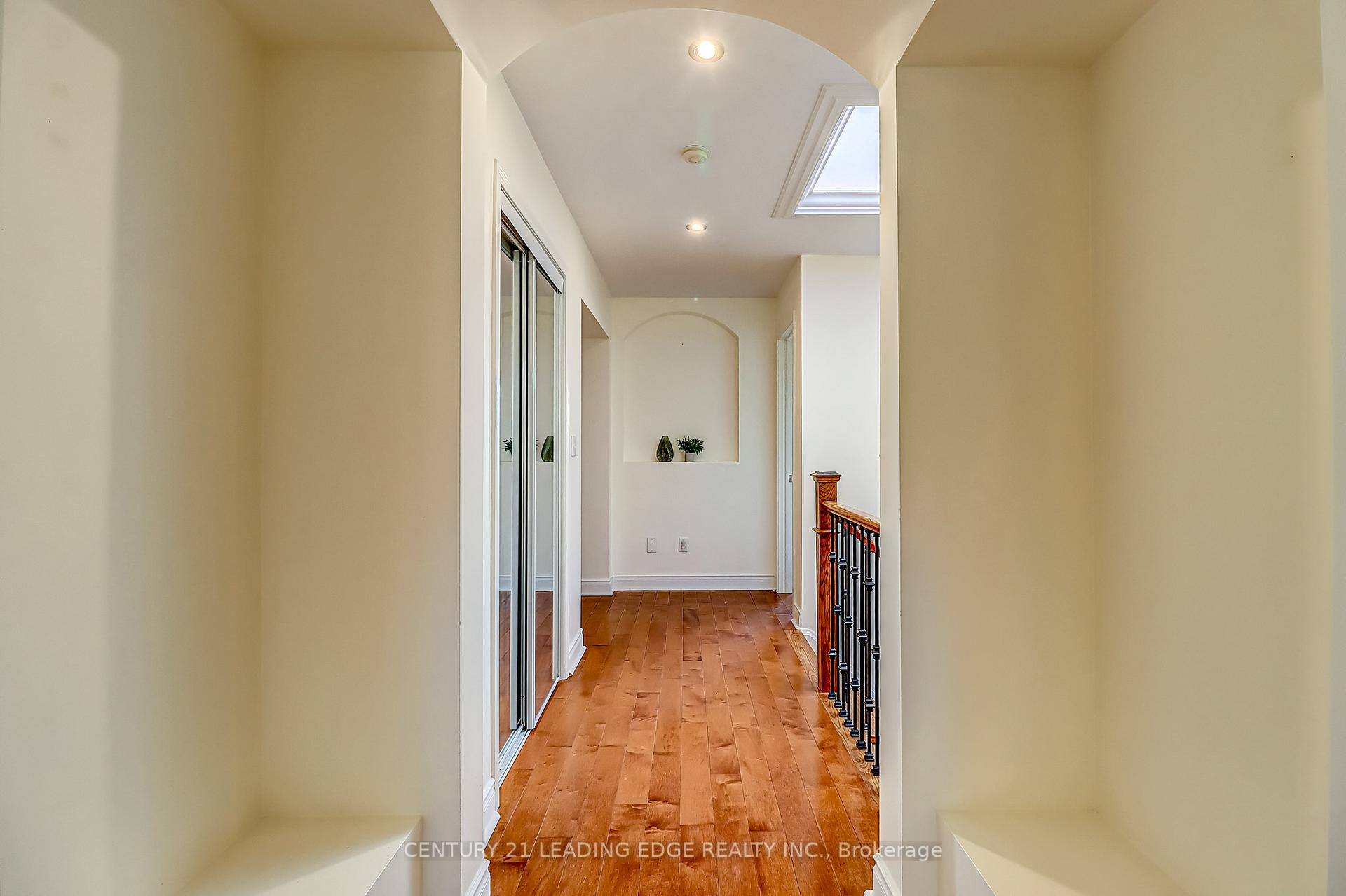 Photo 33 of 37 Wiltshire Drive, Markham, Berczy — HOMEH