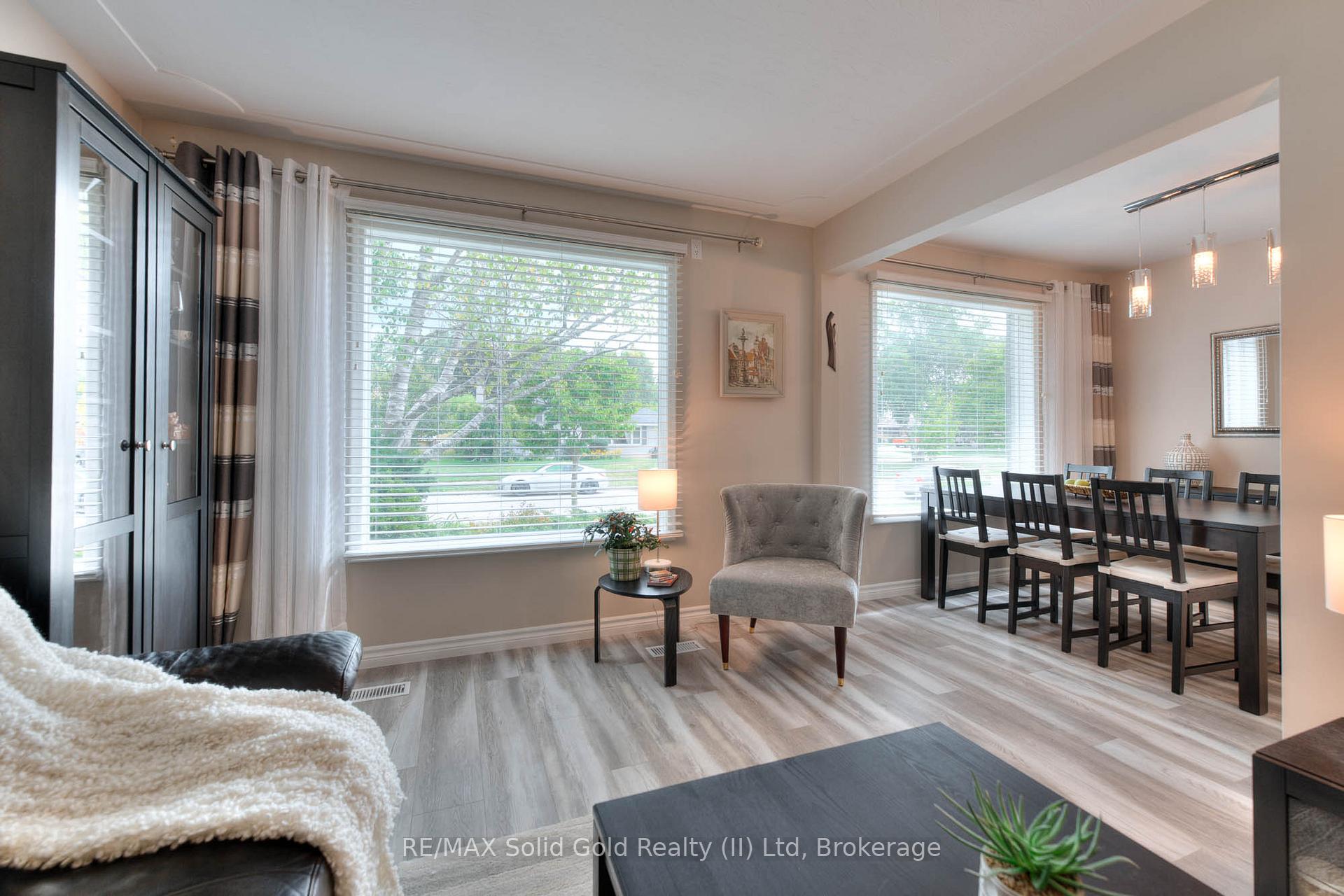 Photo 8 of 232 Kenneth Avenue, Kitchener — HOMEH