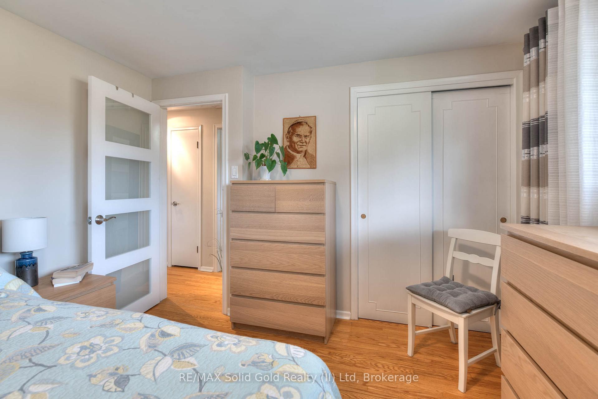 Photo 20 of 232 Kenneth Avenue, Kitchener — HOMEH