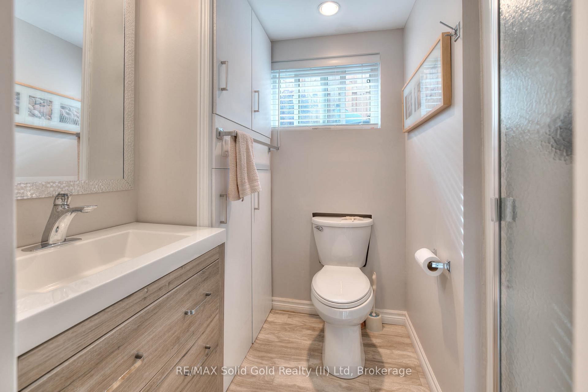 Photo 22 of 232 Kenneth Avenue, Kitchener — HOMEH