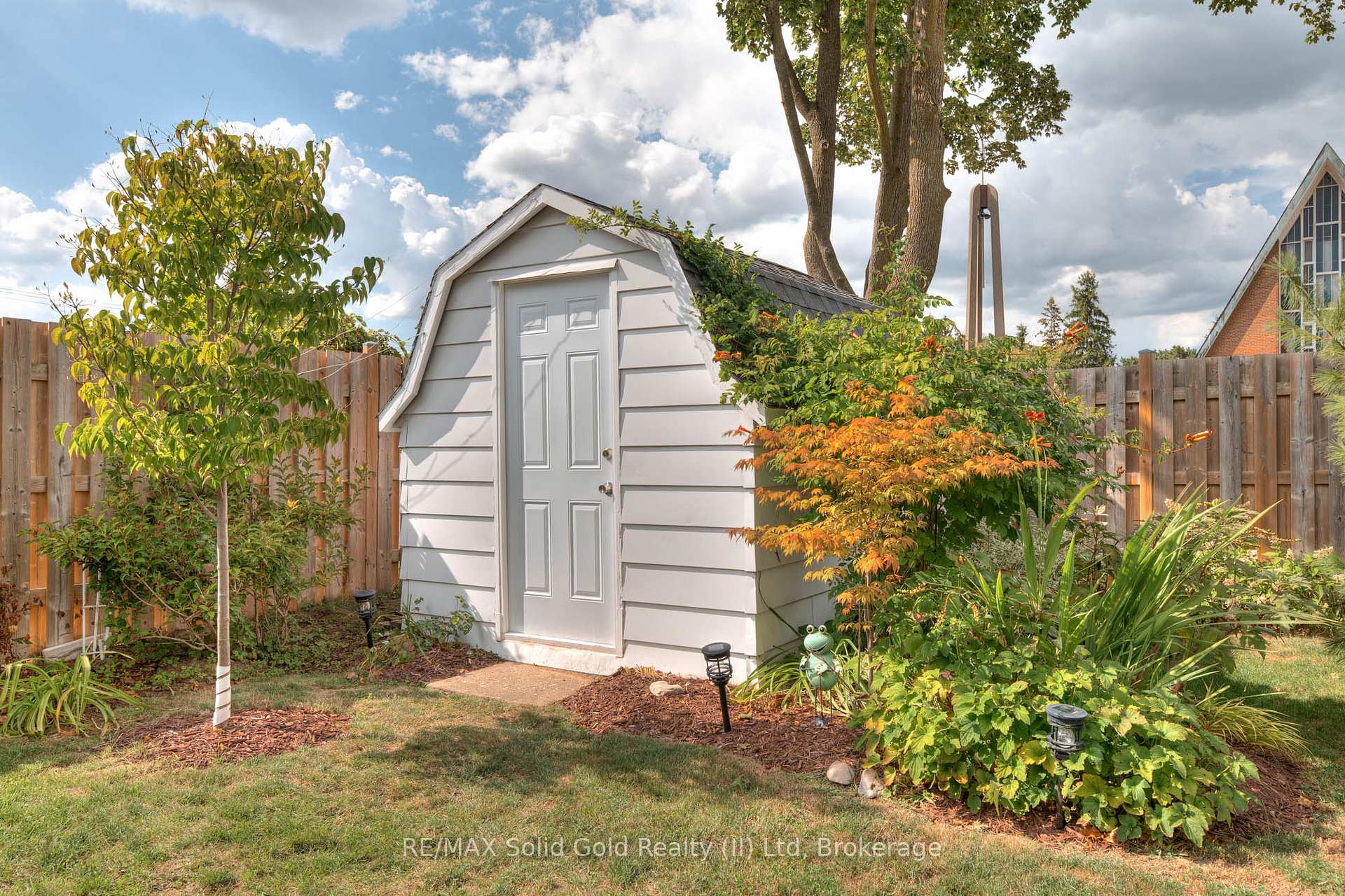 Photo 37 of 232 Kenneth Avenue, Kitchener — HOMEH