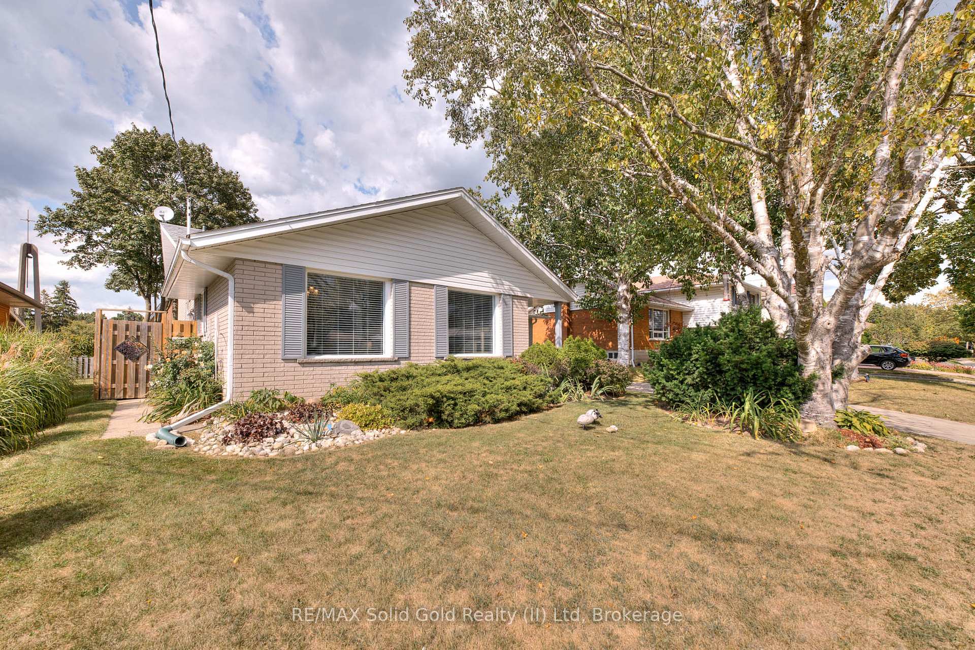 Photo 40 of 232 Kenneth Avenue, Kitchener — HOMEH