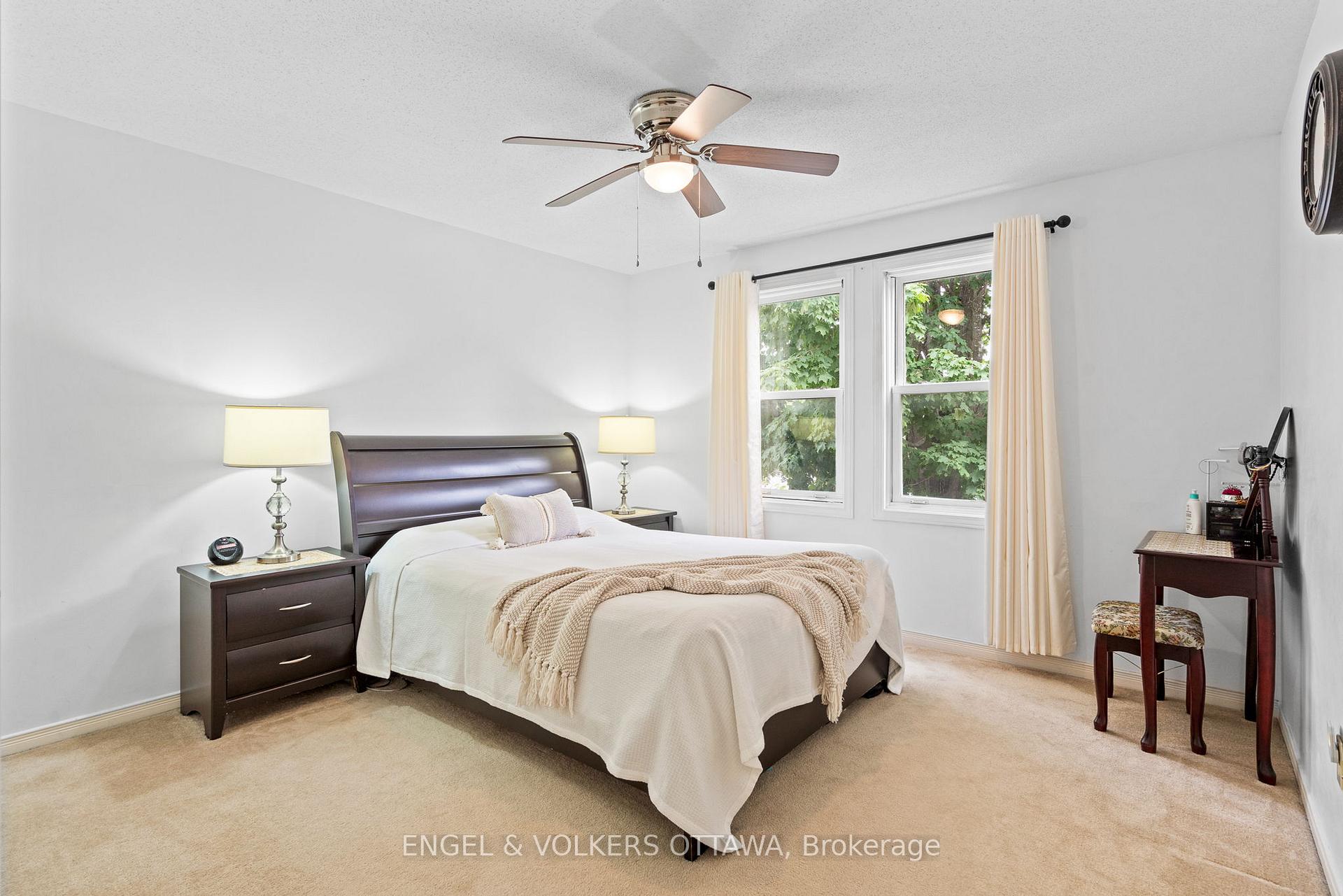 Photo 39 of 4 Collingwood Crescent, Ottawa, Kanata - Morgan's Grant/South March — HOMEH