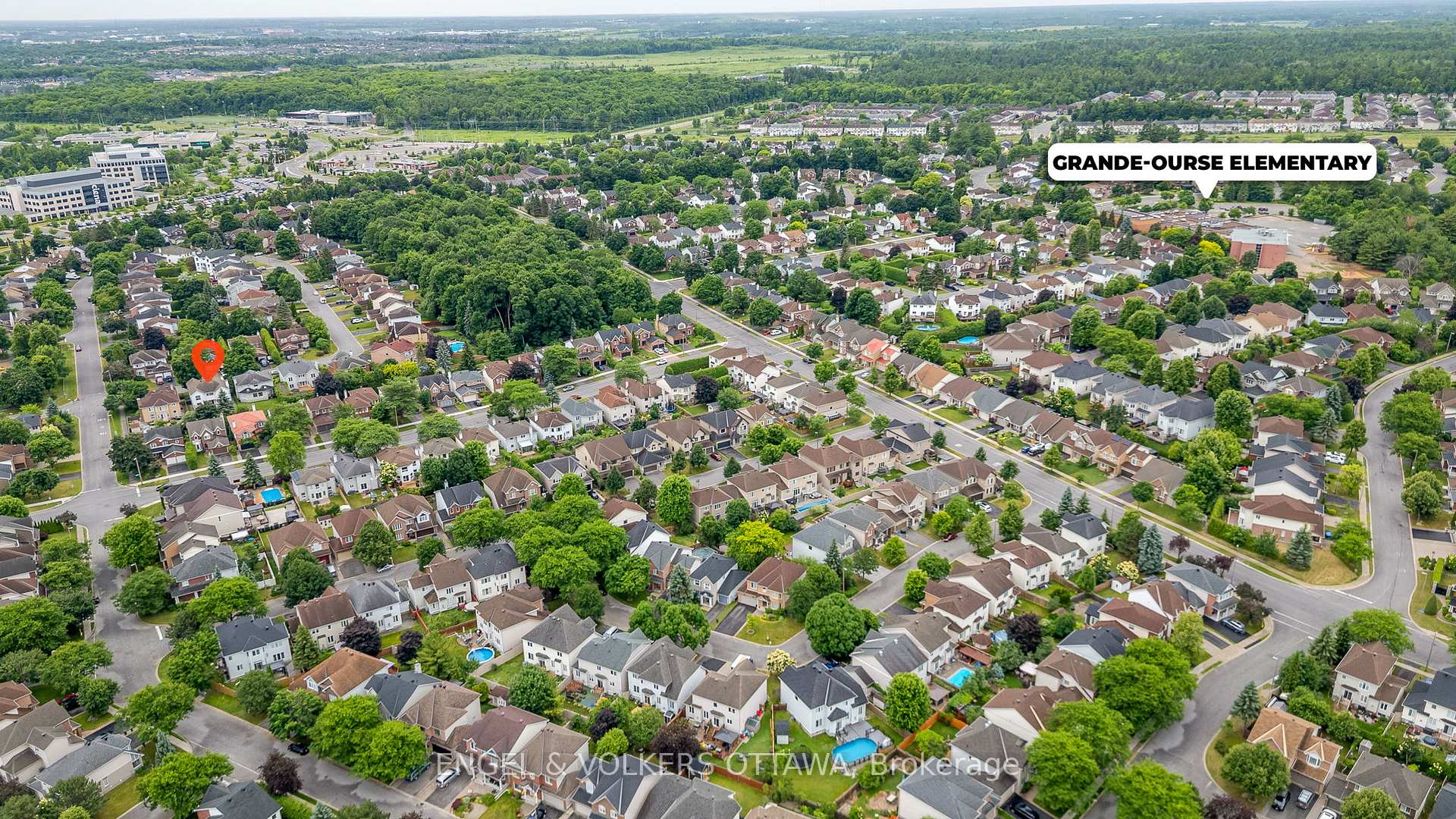 Photo 45 of 4 Collingwood Crescent, Ottawa, Kanata - Morgan's Grant/South March — HOMEH