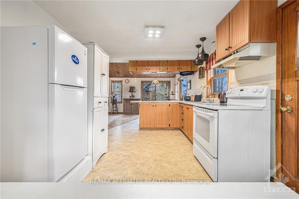 Photo 11 of 593 Sugarbush Way, Lanark Highlands, Lanark Highlands (Dalhousie) Twp — HOMEH