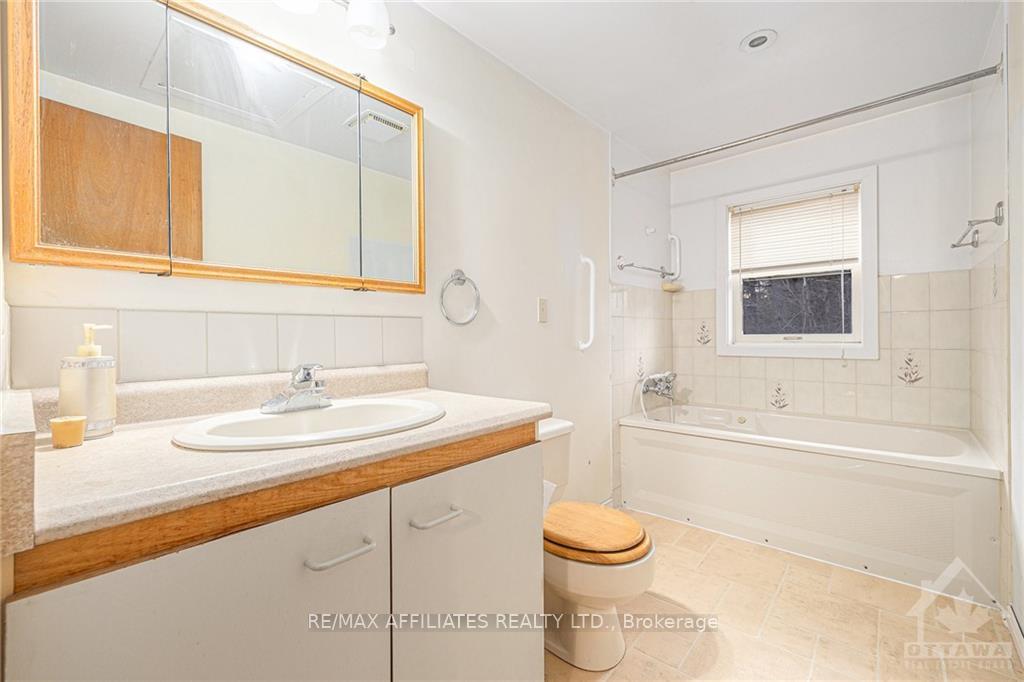 Photo 19 of 593 Sugarbush Way, Lanark Highlands, Lanark Highlands (Dalhousie) Twp — HOMEH